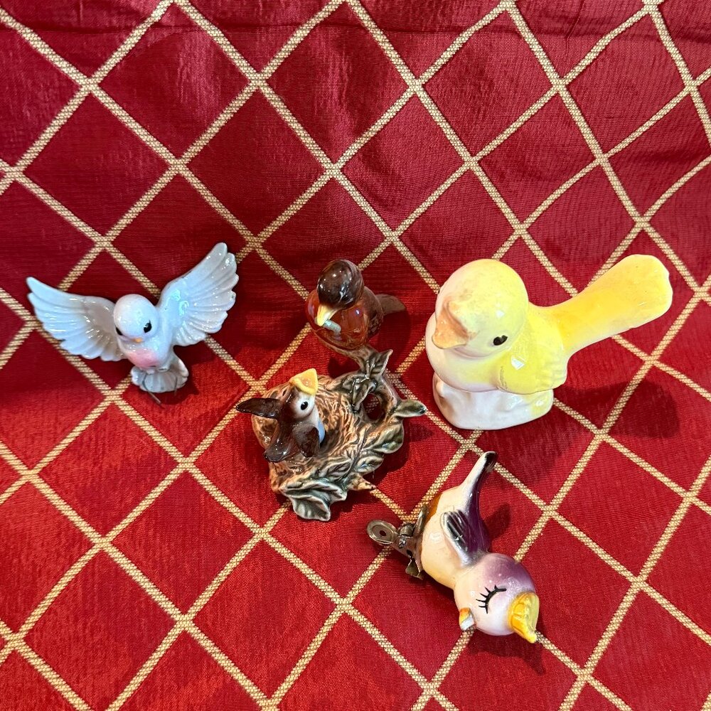 Vintage Bird Figurines Lot, Hagen Renaker Specialty Robins on Nest